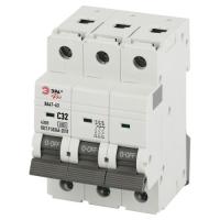 Выключатель автоматический 3п C 32А 6кА ВА47-63 PRO VA63-3P32C6 Эра Б0063171