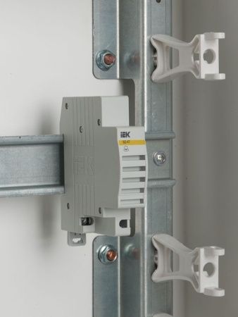 Звонок на DIN-рейку ЗД-47 KARAT IEK MZD10-230