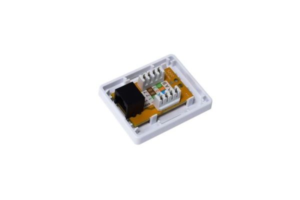 Розетка компьютерная 8P8C (RJ-45) кат.5E UTP 1 порт TOKOV ELECTRIC TKE-SMB-8P8C-1P-UTP