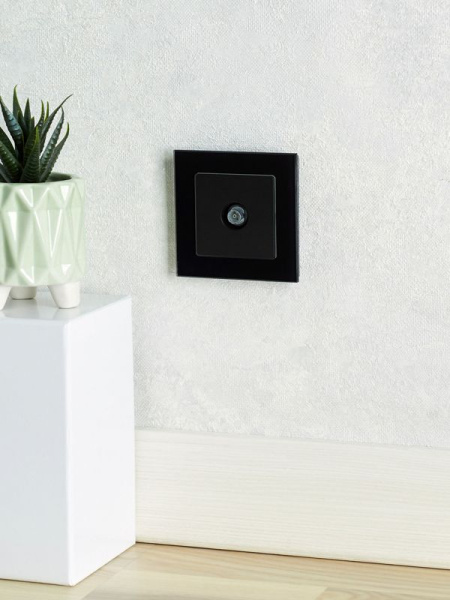 Розетка телевизионная оконечная TV СП Brite РТВ11-0-БрЧ механизм черн. IEK BR-A10-O-K02