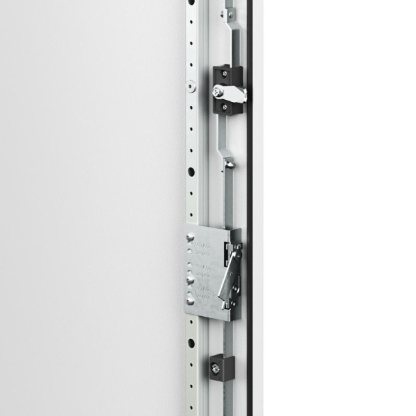 Корпус напольный RAM fit 2000х600х450мм с боков. вырезами DKC R6NFW206045F