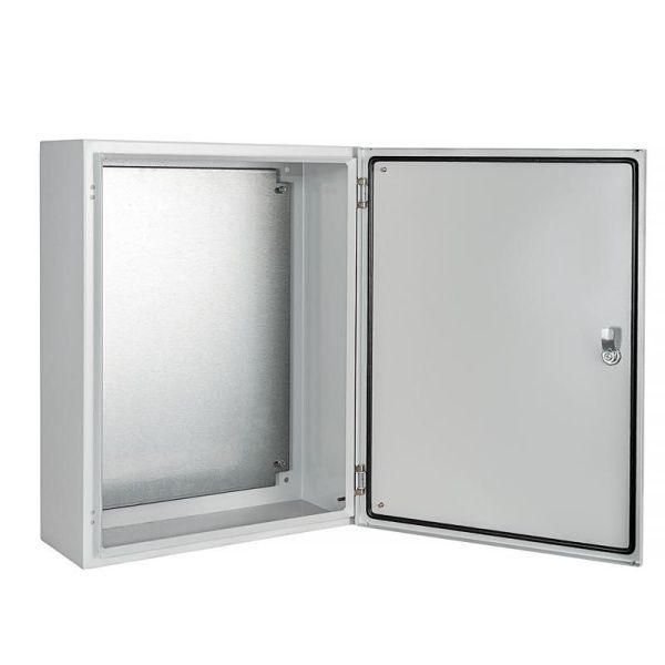 Корпус ЩМП-3 655х500х220 IP54 с монтажн. панелью метал. PRIZMA TOKOV ELECTRIC TKE-PZ-MPB54-3