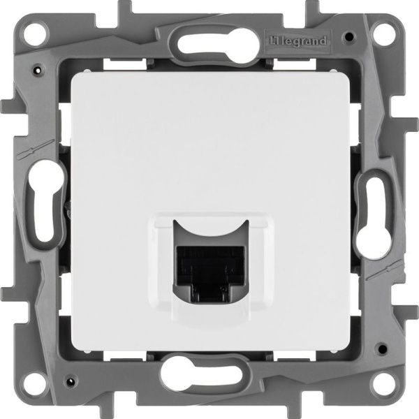 Розетка компьютерная 1-м СП Etika RJ45 кат.5E UTP механизм бел. IEK 672241