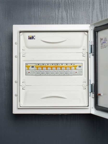 Выключатель автоматический дифференциального тока C 16А 30мА АВДТ32МL KARAT IEK MVD12-1-016-C-030