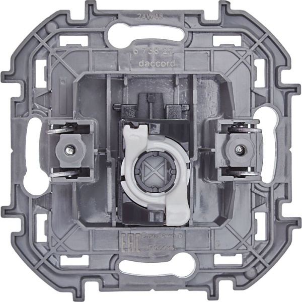 Розетка компьютерная Inspiria RJ45 кат.5E UTP алюм. IEK 673827