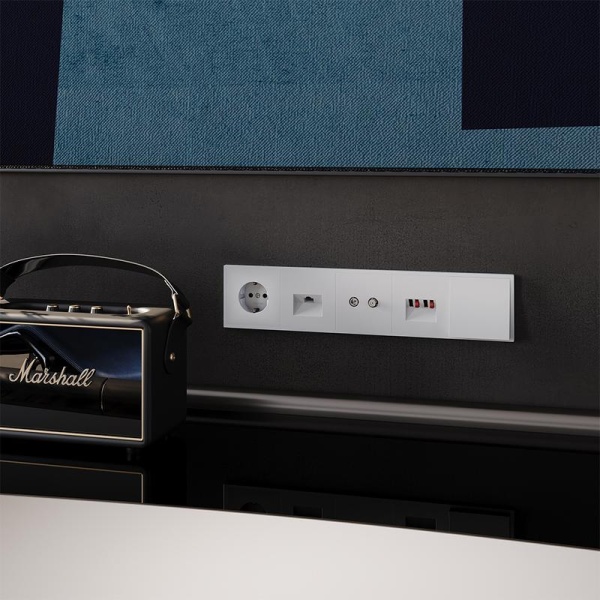 Розетка компьютерная 1-м СП S70 RJ45 кат.6 механизм бел. матов. Voltum VLS060102